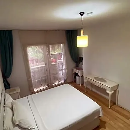 Ξενοδοχείο Pervin Hanim Konagi 2*